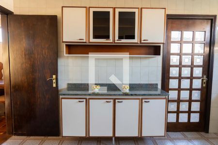 Apartamento à venda com 198m², 3 quartos e 1 vaga Apartamento à venda com 198m², 3 quartos e 1 vagaCozinha