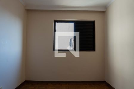 Apartamento à venda com 198m², 3 quartos e 1 vaga Apartamento à venda com 198m², 3 quartos e 1 vagaQuarto 2