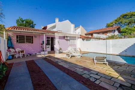 Casa à venda com 300m², 3 quartos e 5 vagasQuintal