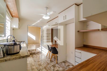 Casa à venda com 300m², 3 quartos e 5 vagasCozinha