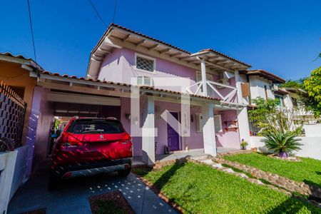 Casa à venda com 300m², 3 quartos e 5 vagasFachada