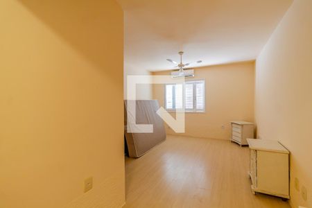 Casa à venda com 300m², 3 quartos e 5 vagasSegunda casa - Quarto