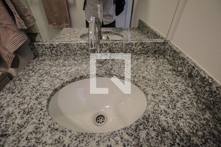 Studio para alugar com 29m², 1 quarto e 1 vaga Studio para alugar com 29m², 1 quarto e 1 vagaBanheiro