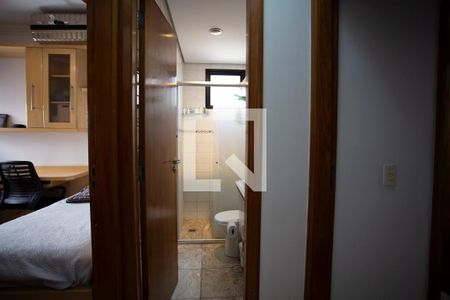 Apartamento à venda com 74m², 3 quartos e 2 vagasBanheiro