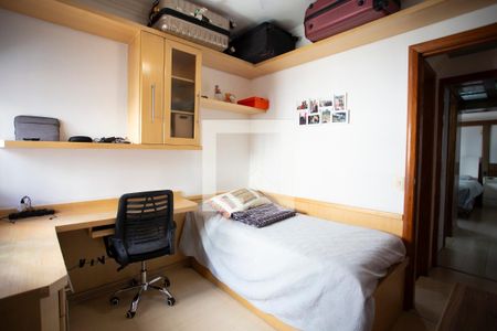 Apartamento à venda com 74m², 3 quartos e 2 vagasQuarto 1