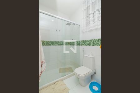 Casa à venda com 325m², 4 quartos e 2 vagasBanheiro da Suíte 4