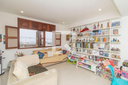 Sala de casa à venda com 4 quartos, 325m² em Jardim Guanabara, Rio de Janeiro