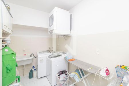 Casa à venda com 325m², 4 quartos e 2 vagasLavanderia