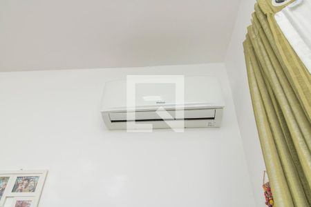 Casa à venda com 325m², 4 quartos e 2 vagasBanheiro da Suíte 4