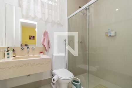 Casa à venda com 325m², 4 quartos e 2 vagasBanheiro da Suíte 3