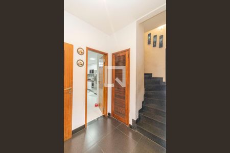 Casa à venda com 325m², 4 quartos e 2 vagasHall - Primeiro Andar