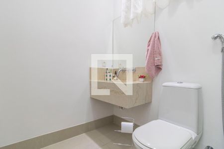 Casa à venda com 325m², 4 quartos e 2 vagasBanheiro da Suíte 3