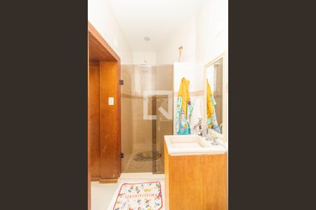 Casa à venda com 325m², 4 quartos e 2 vagasBanheiro da Suíte 2