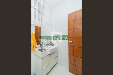 Casa à venda com 325m², 4 quartos e 2 vagasBanheiro da Suíte 4