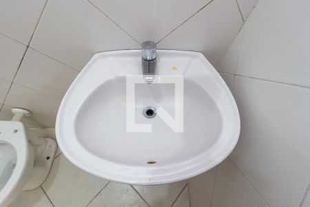 Apartamento para alugar com 40m², 1 quarto e sem vagaDetalhe - Banheiro