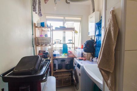 Apartamento à venda com 68m², 2 quartos e 1 vagaÁrea de Serviço