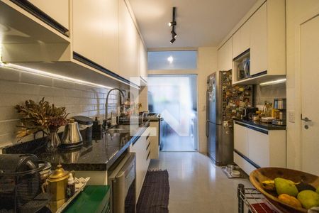 Apartamento para alugar com 129m², 3 quartos e 2 vagasCozinha