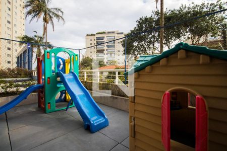 Apartamento para alugar com 129m², 3 quartos e 2 vagasÁrea comum - Playground