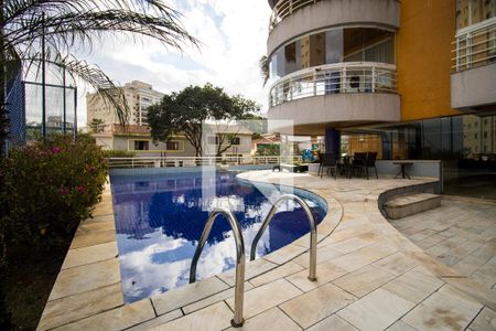 Apartamento para alugar com 129m², 3 quartos e 2 vagasÁrea comum - Piscina