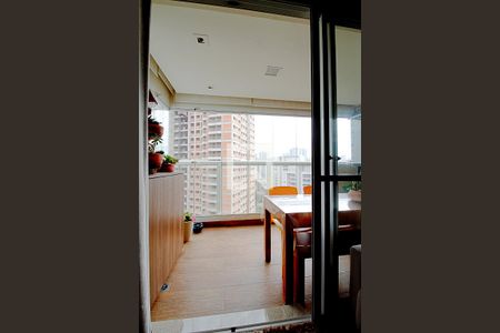 Varanda  de apartamento à venda com 1 quarto, 50m² em Vila Andrade, São Paulo