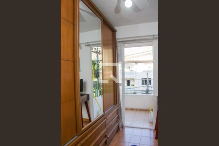 Apartamento à venda com 62m², 3 quartos e 1 vagaQuarto 02