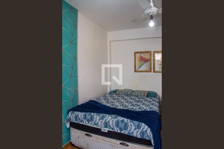 Apartamento à venda com 62m², 3 quartos e 1 vagaQuarto 02
