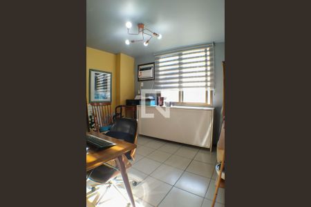 Quarto 1 de apartamento à venda com 2 quartos, 71m² em Icaraí, Niterói