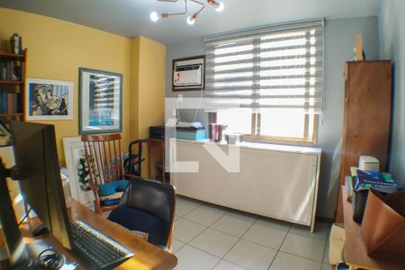 Quarto 1 de apartamento à venda com 2 quartos, 71m² em Icaraí, Niterói