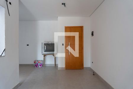 Sala de casa de condomínio à venda com 2 quartos, 52m² em Vila Sao Pedro, Santo André