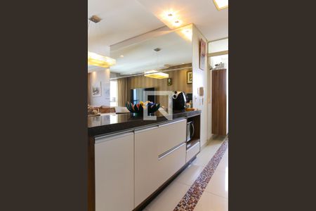 Apartamento à venda com 67m², 2 quartos e 2 vagas Apartamento à venda com 67m², 2 quartos e 2 vagasCozinha