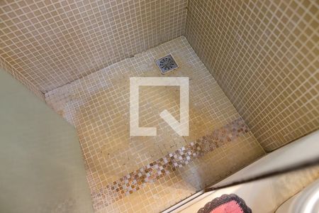 Apartamento à venda com 67m², 2 quartos e 2 vagas Apartamento à venda com 67m², 2 quartos e 2 vagasBanheiro da Suite