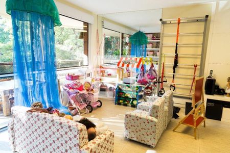 Apartamento à venda com 5 quartos, 284m² em Jardim Europa, São Paulo