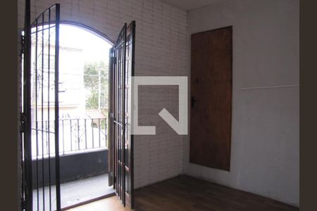 Casa para alugar com 100m², 3 quartos e sem vagaSuíte