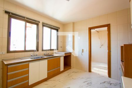 Apartamento para alugar com 140m², 3 quartos e 2 vagasCozinha