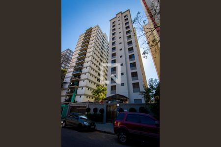 Apartamento para alugar com 140m², 3 quartos e 2 vagasFachada