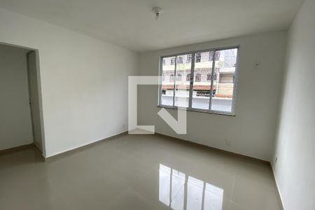 Sala de apartamento para alugar com 2 quartos, 45m² em Jardim Vinte E Cinco de Agosto, Duque de Caxias