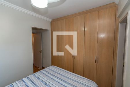 Suite  de apartamento à venda com 3 quartos, 98m² em Cambuí, Campinas