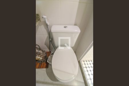 Apartamento à venda com 150m², 2 quartos e 2 vagas Apartamento à venda com 150m², 2 quartos e 2 vagasBanheiro da Suíte 2