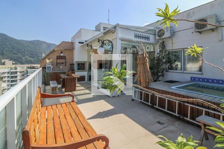 Apartamento à venda com 150m², 2 quartos e 2 vagas Apartamento à venda com 150m², 2 quartos e 2 vagasCobertura - Piscina