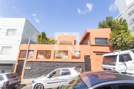 Casa para alugar com 170m², 3 quartos e sem vagaFachada