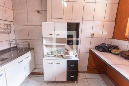 Casa para alugar com 170m², 3 quartos e sem vagaArmário da Cozinha