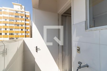 Studio para alugar com 30m², 1 quarto e sem vaga Studio para alugar com 30m², 1 quarto e sem vagaÁrea de Serviço