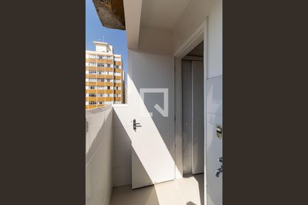 Studio para alugar com 30m², 1 quarto e sem vaga Studio para alugar com 30m², 1 quarto e sem vagaÁrea de Serviço