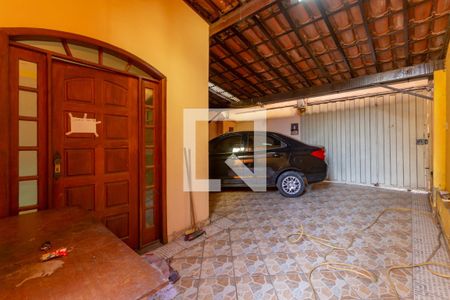 Casa à venda com 372m², 2 quartos e 2 vagasEntrada - Garagem