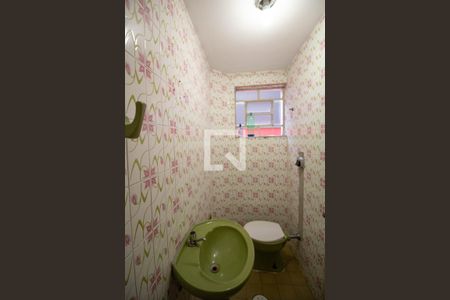 Casa à venda com 100m², 2 quartos e 1 vagaBanheiro 2