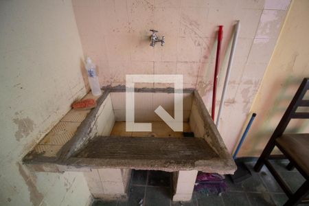 Casa à venda com 100m², 2 quartos e 1 vagaÁrea de Serviço