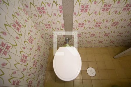 Casa à venda com 100m², 2 quartos e 1 vagaBanheiro 2