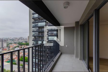 Studio à venda com 36m², 1 quarto e sem vaga Studio à venda com 36m², 1 quarto e sem vagaVaranda