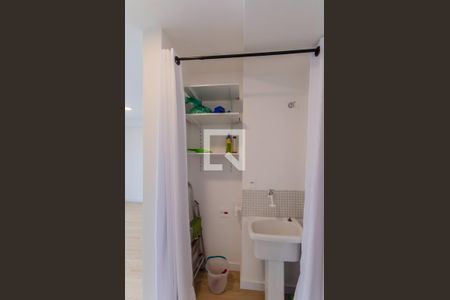 Studio à venda com 36m², 1 quarto e sem vaga Studio à venda com 36m², 1 quarto e sem vagaÁrea de Serviço