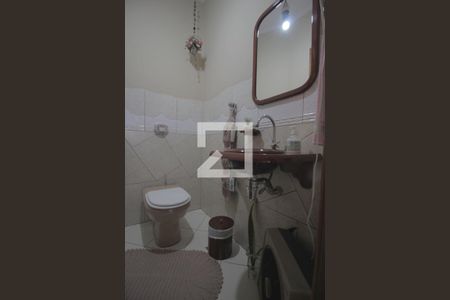 Casa à venda com 190m², 3 quartos e 3 vagasLavabo